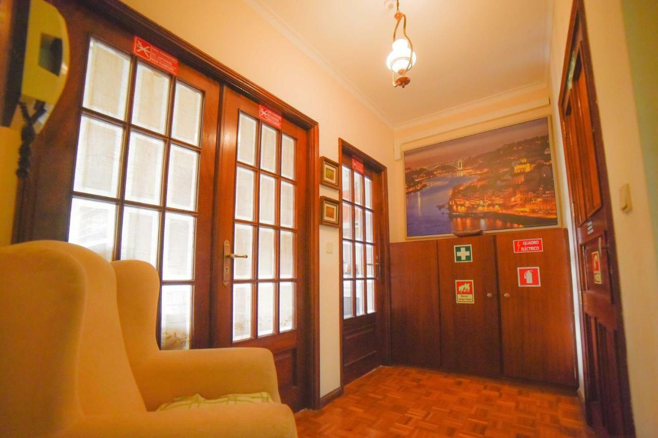 Quarto Com 4 Camas Porto Eksteriør billede
