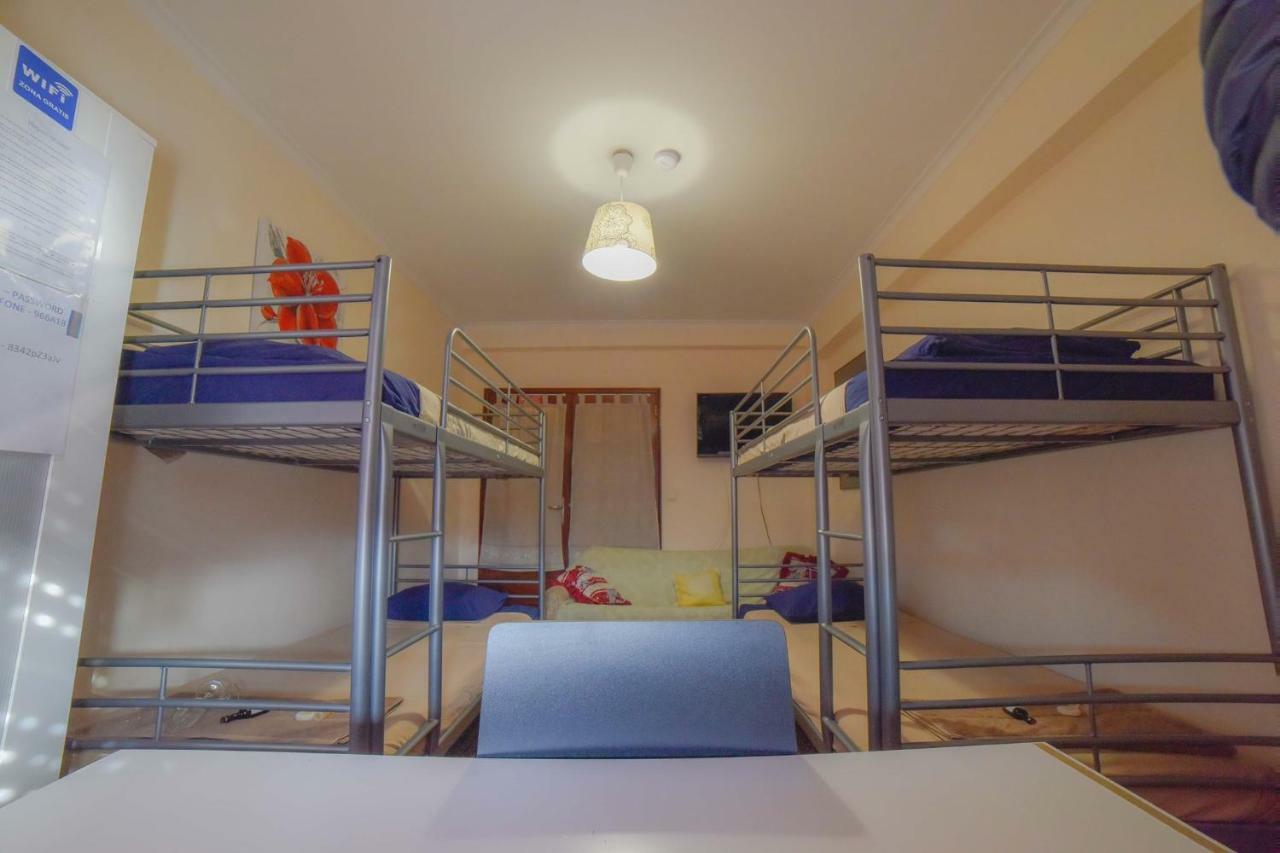 Quarto Com 4 Camas Porto Eksteriør billede