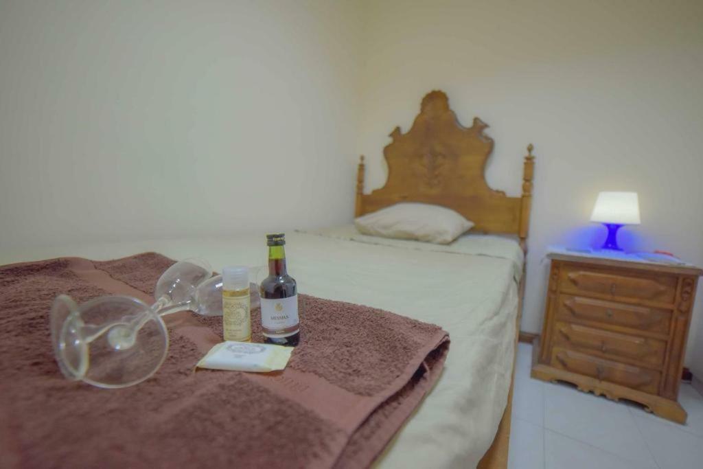 Quarto Com 4 Camas Porto Eksteriør billede