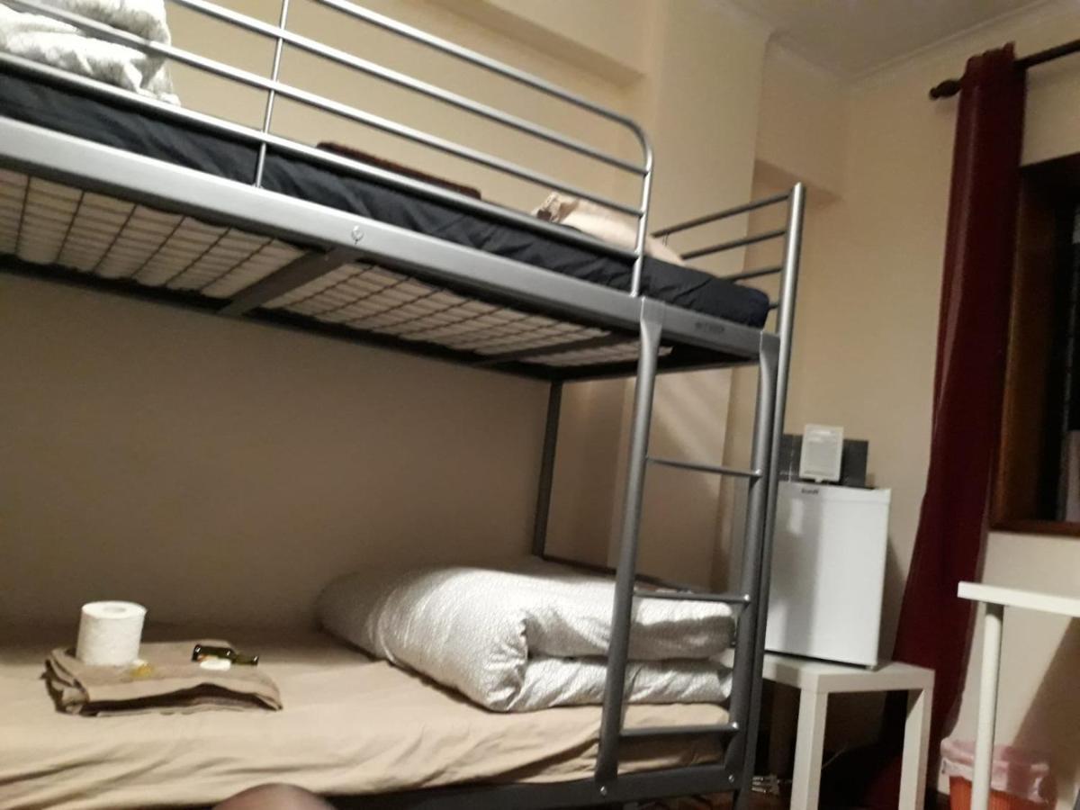 Quarto Com 4 Camas Porto Eksteriør billede